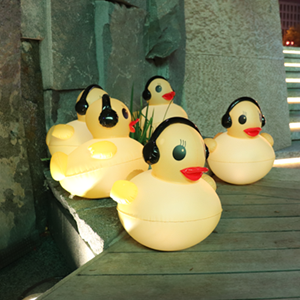 16 inch Glow Duck Pool Light Inflatable Solar Powered